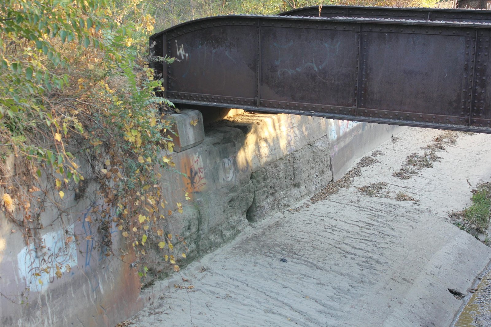 West abutment